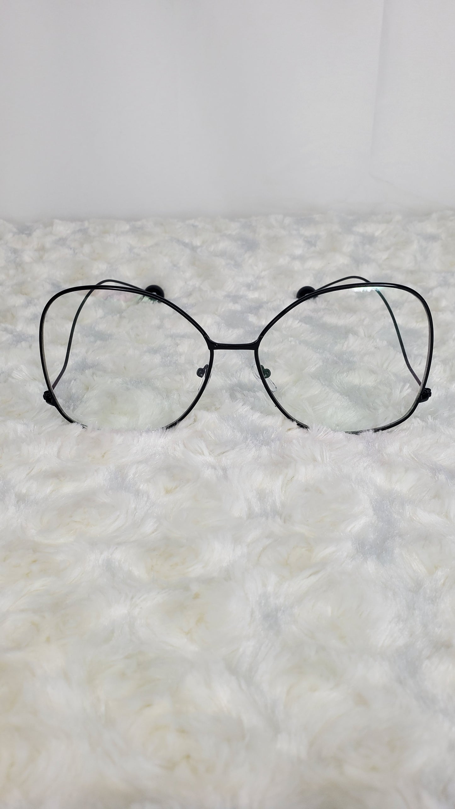 Curve Oversize Frame