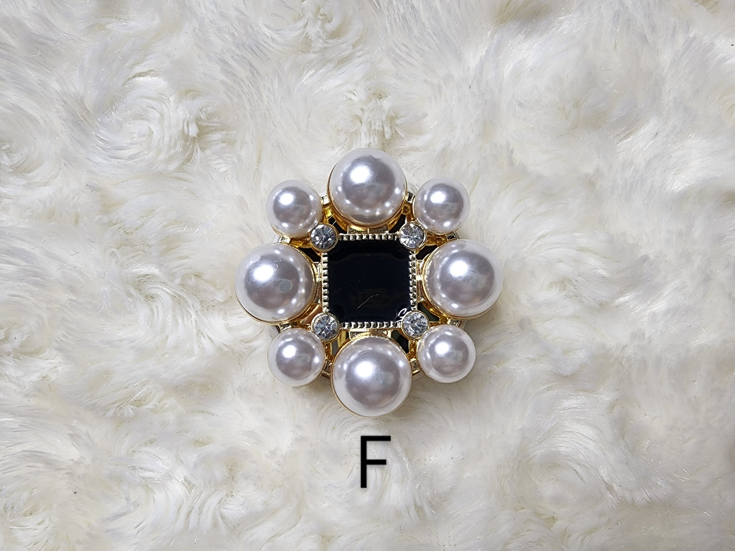 Classy Pop-Sockets