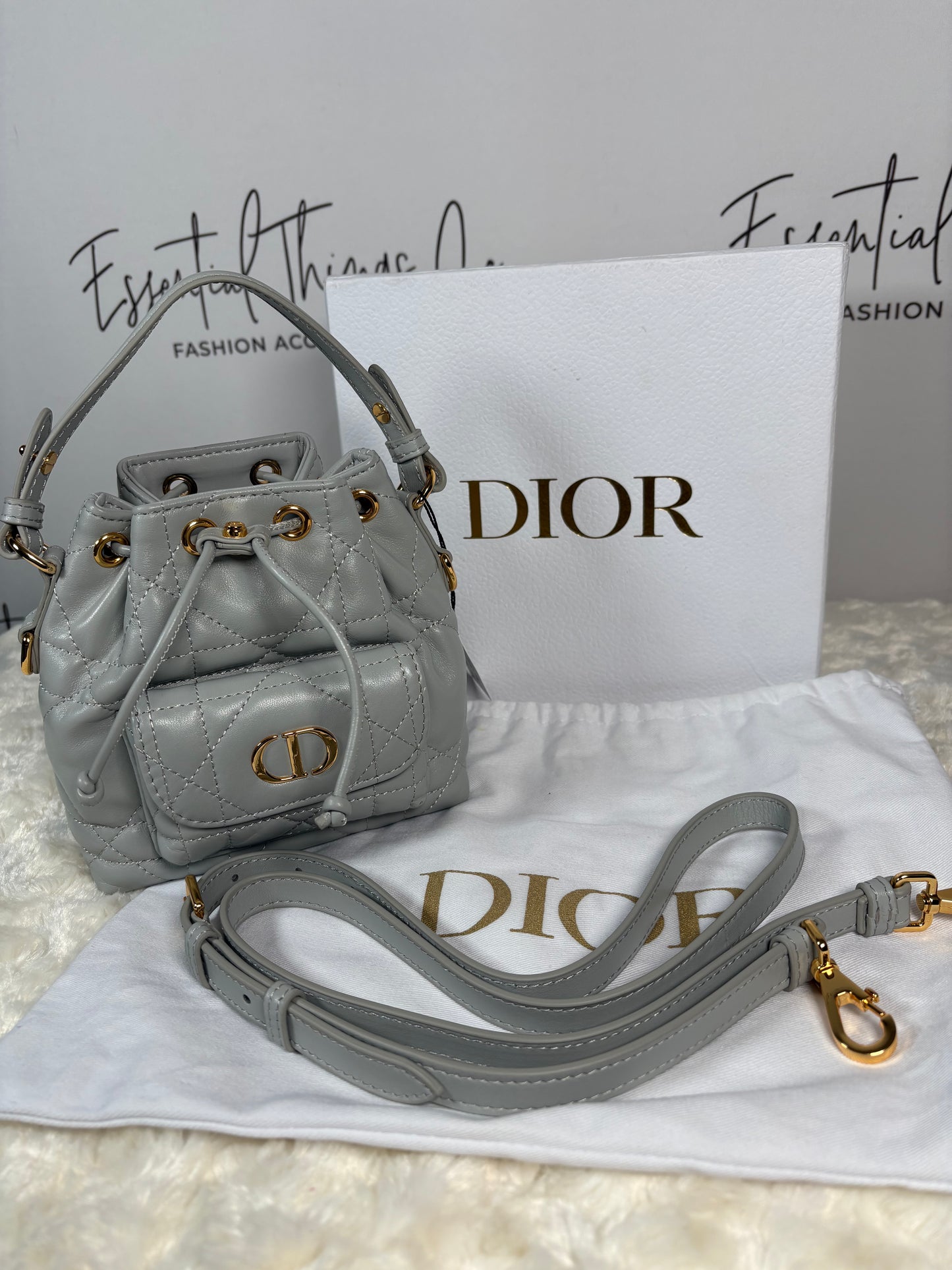 CD Caro Bucket- Small